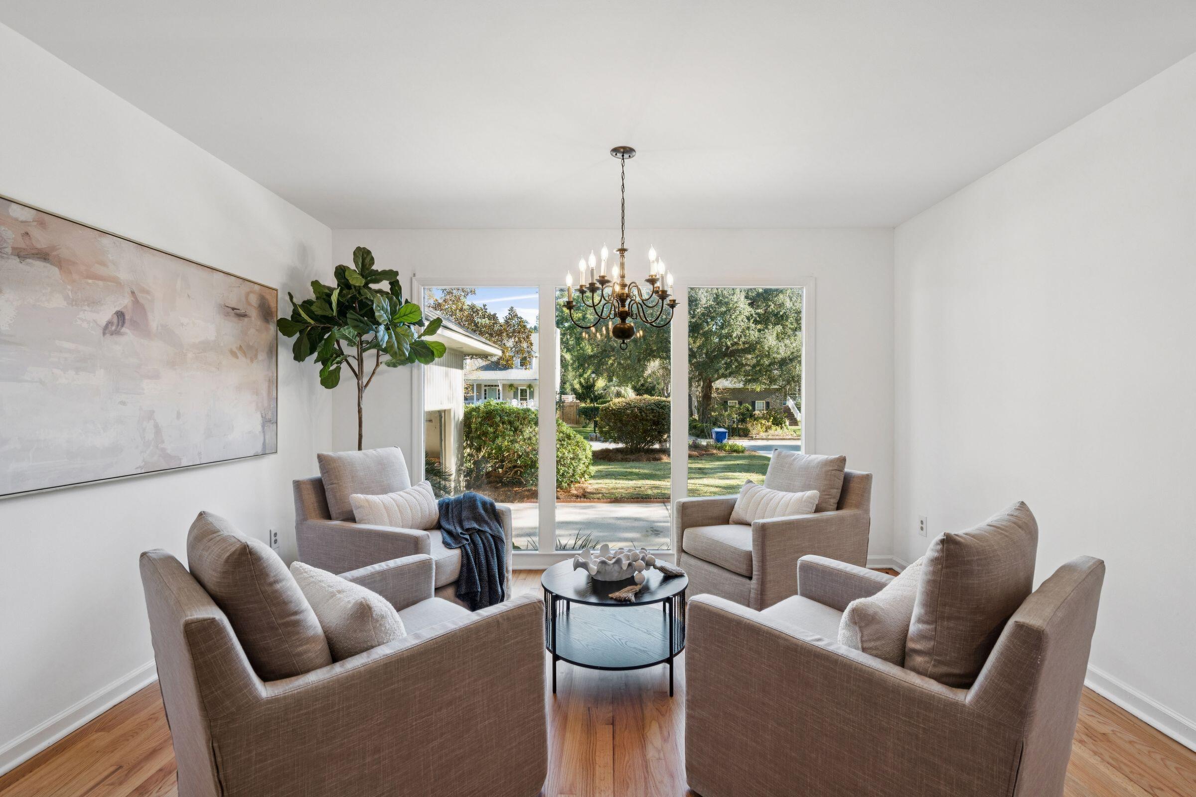 1453 Pine Island View Mount Pleasant, SC 29464 - Photo 9 of 41 Living Room