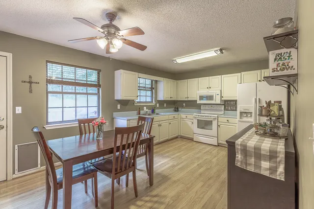 $324,900 | 5334 Hunter Village Drive, Ooltewah, TN 37363