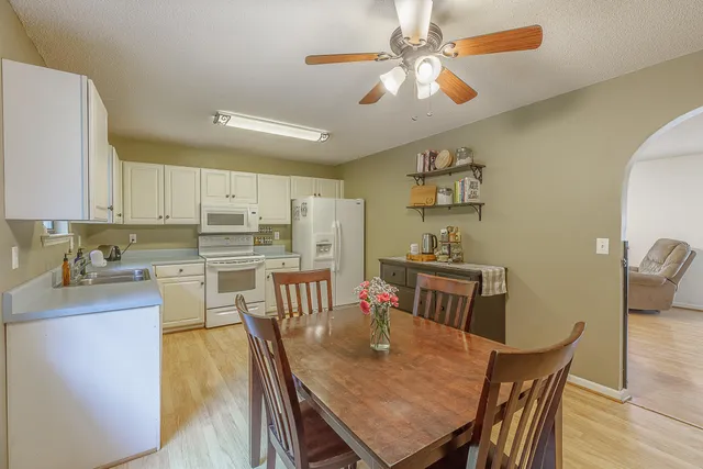 $324,900 | 5334 Hunter Village Drive, Ooltewah, TN 37363