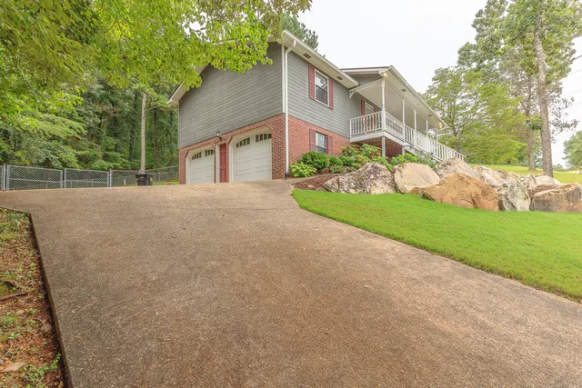 $324,900 | 5334 Hunter Village Drive, Ooltewah, TN 37363
