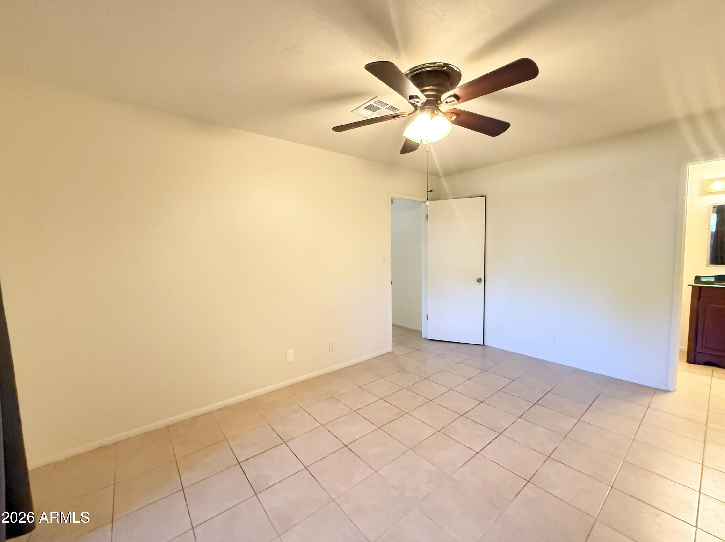 93 North Cooper Road, Unit 19 Chandler, AZ 85225 - Photo 9 of 19 93 (9)