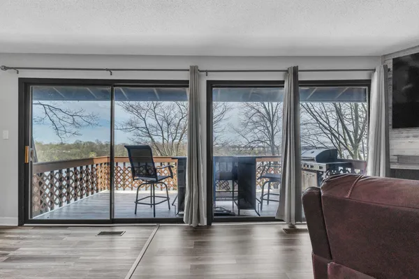 $200,000 | 1730 South Grove Street, Unit B307, Ypsilanti, MI 48198