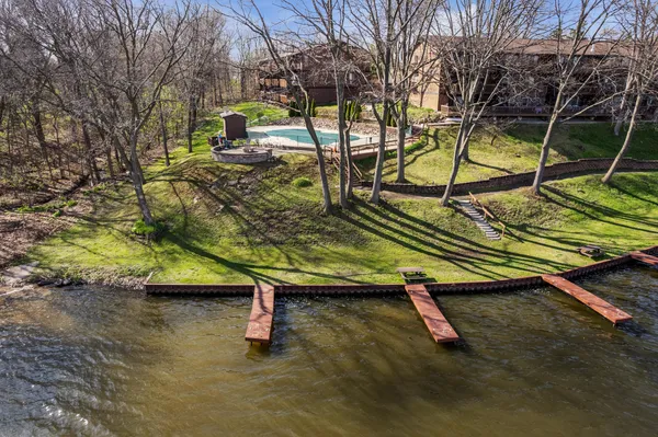 $200,000 | 1730 South Grove Street, Unit B307, Ypsilanti, MI 48198
