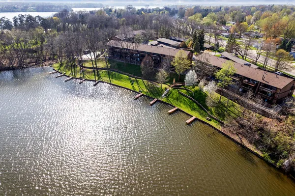 $200,000 | 1730 South Grove Street, Unit B307, Ypsilanti, MI 48198