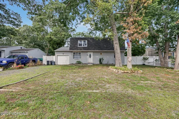 $489,000 | 332 Yorktown Drive, Forked River, NJ 08731