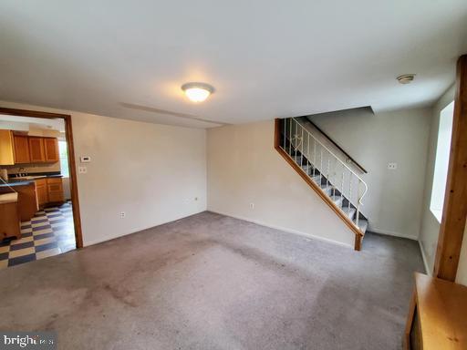 6500 Ridge Avenue, Unit 2 Philadelphia, PA 19128 - Photo 2 of 11 Living Room