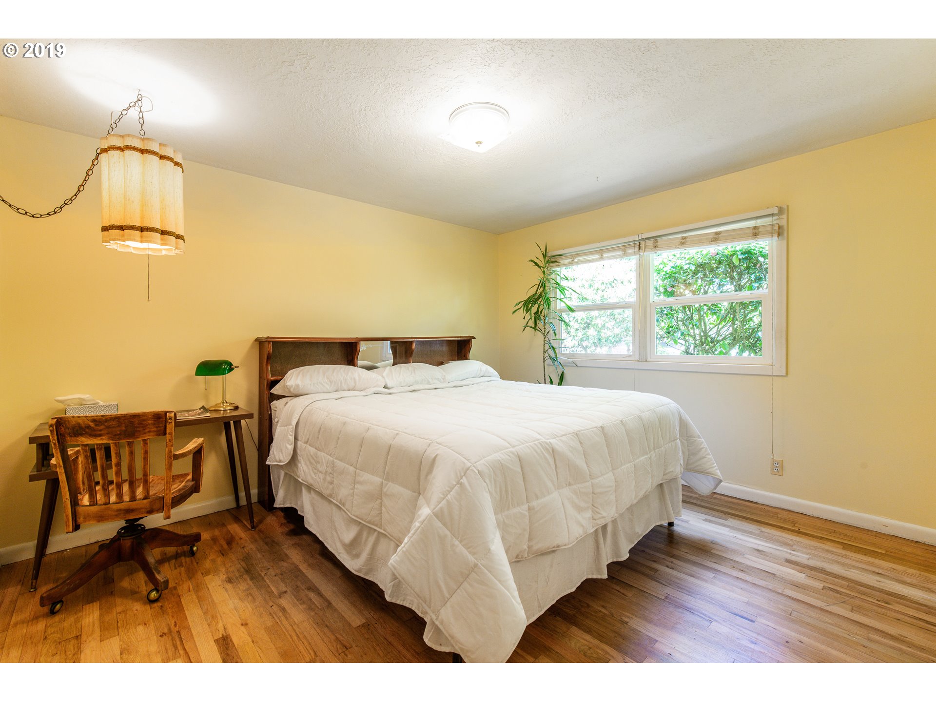 2530 Southwest Huber Street Portland, OR 97219 - Photo 11 of 17 Gallery Image 11