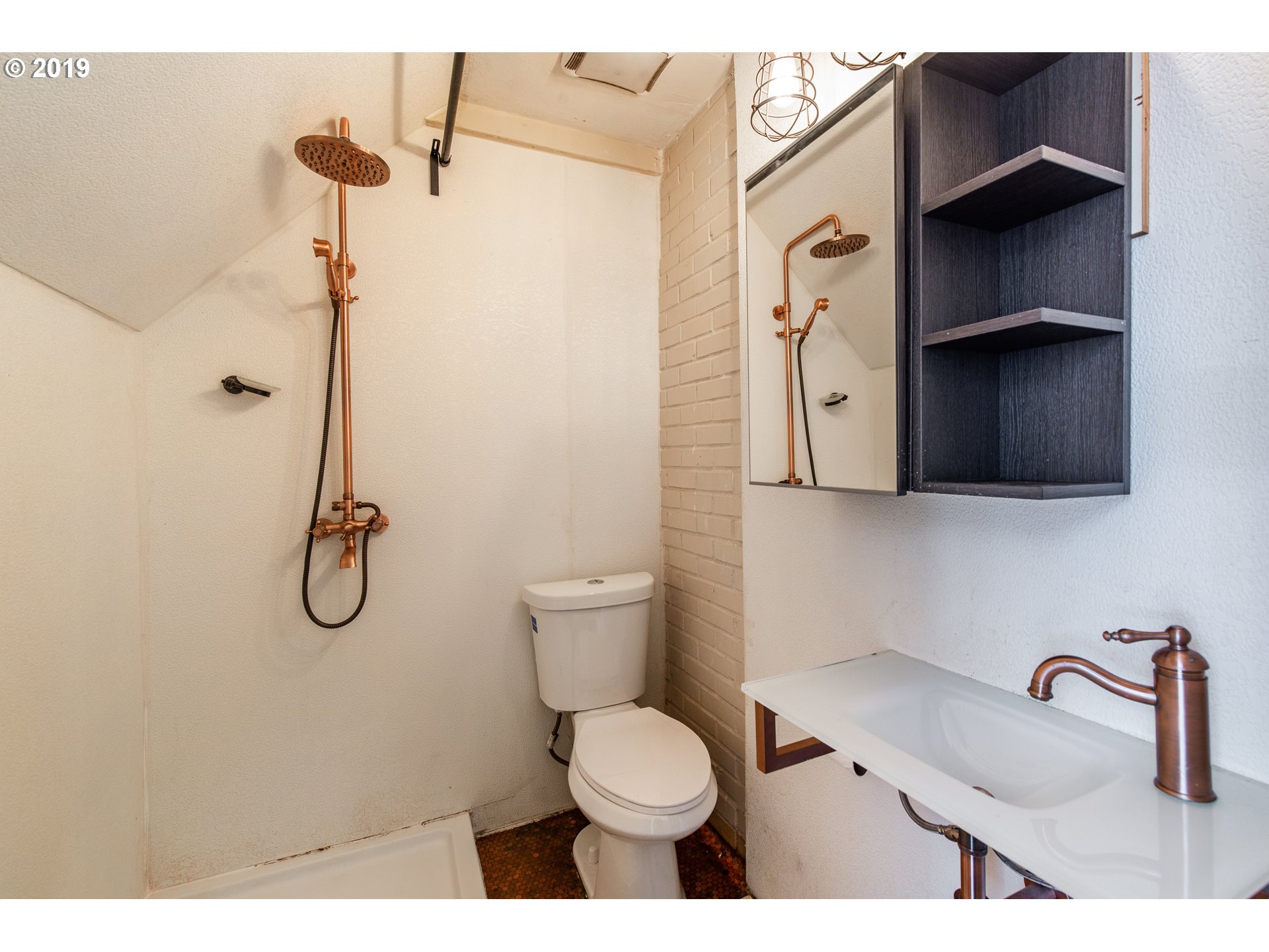 2530 Southwest Huber Street Portland, OR 97219 - Photo 15 of 17 Gallery Image 15
