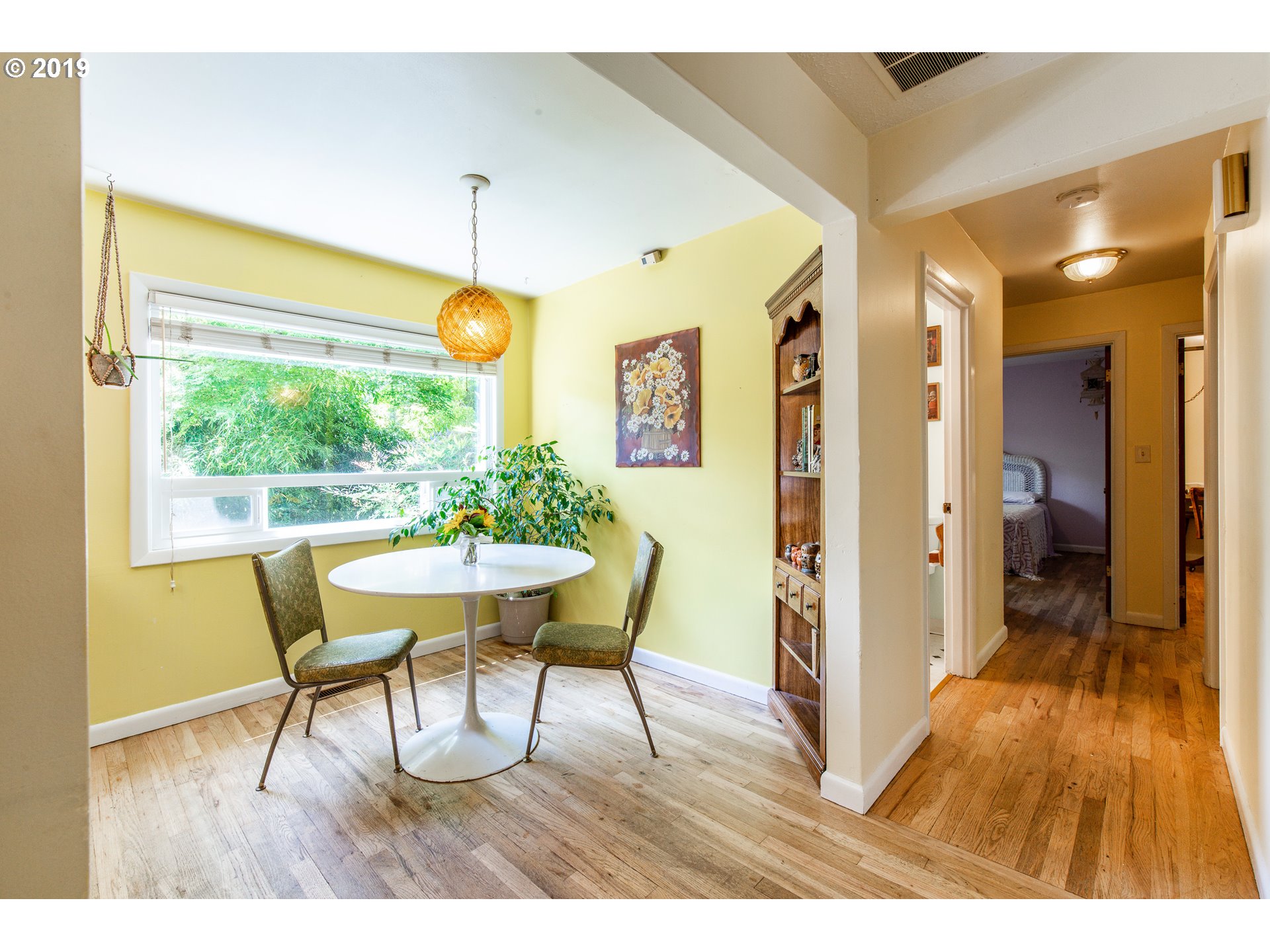 2530 Southwest Huber Street Portland, OR 97219 - Photo 5 of 17 Gallery Image 5