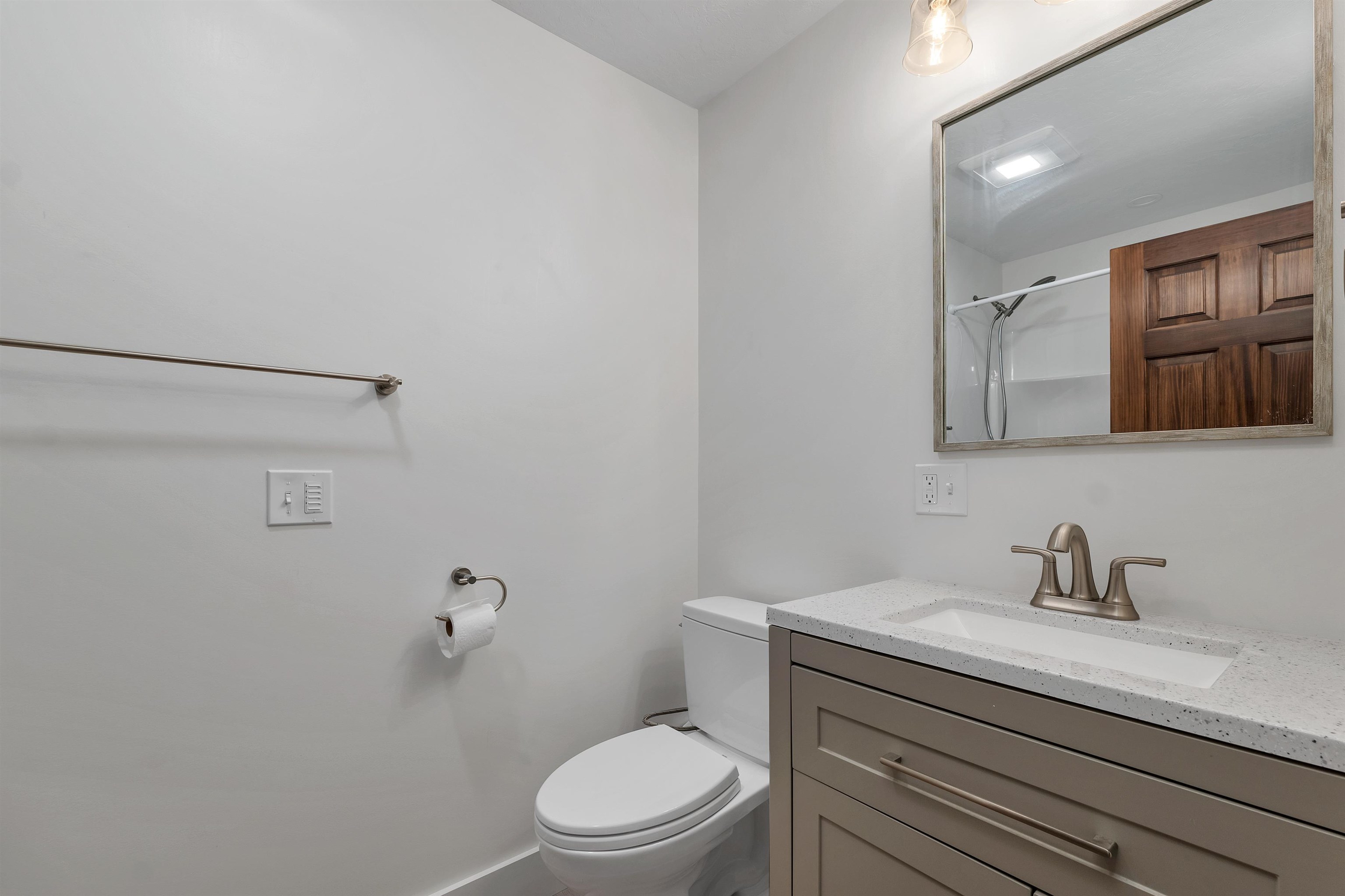 125 Pine Hill Road Wolfeboro, NH 03894 - Photo 13 of 36 Gallery Image 13