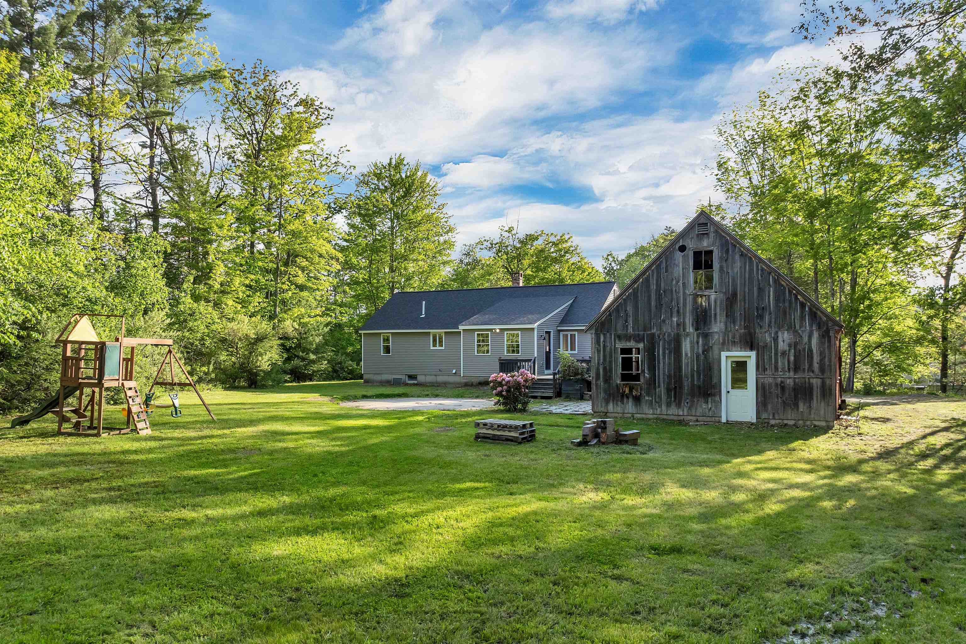 125 Pine Hill Road Wolfeboro, NH 03894 - Photo 25 of 36 Gallery Image 25