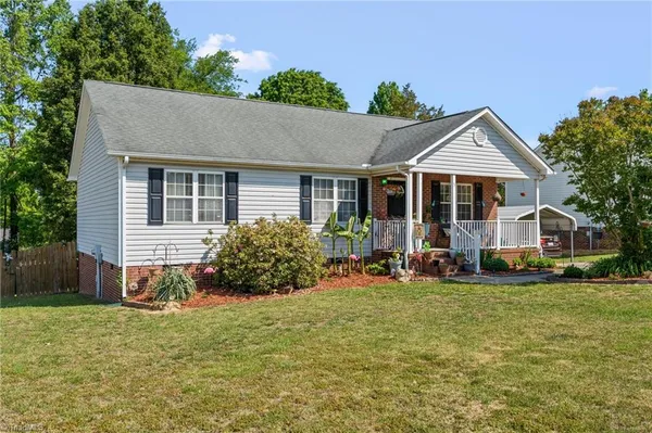 $240,000 | 5 Hamilton Court, Thomasville, NC 27360