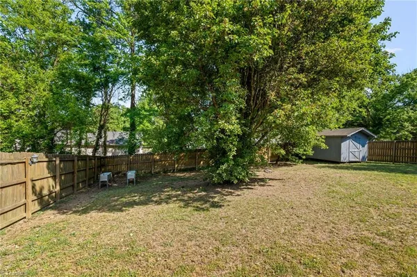 $240,000 | 5 Hamilton Court, Thomasville, NC 27360