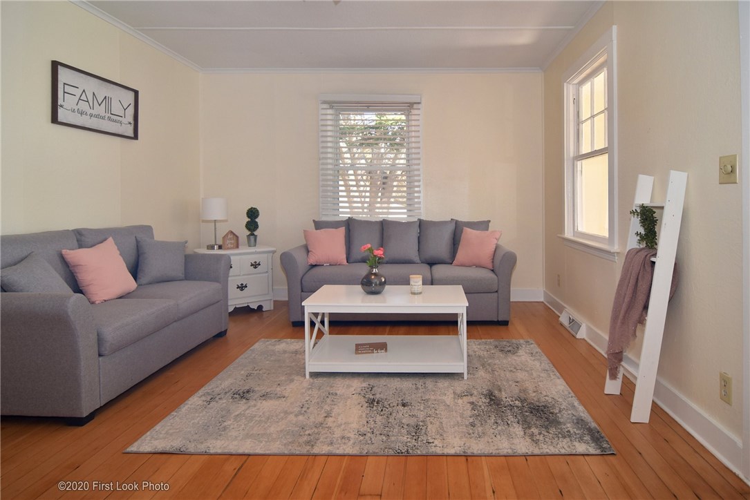 374 Succotash Road South Kingstown, RI 02879 - Photo 16 of 27