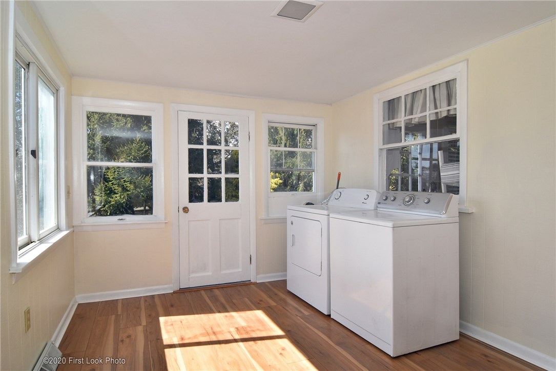 374 Succotash Road South Kingstown, RI 02879 - Photo 18 of 27