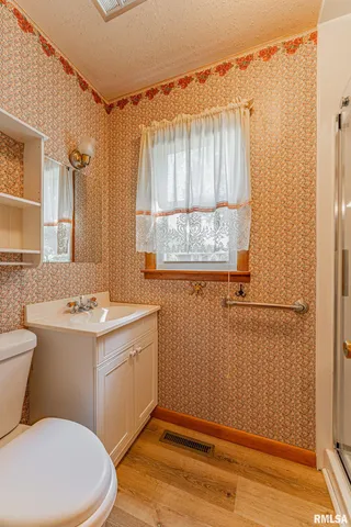 $120,000 | 700 West 5th Street, Delavan, IL 61734