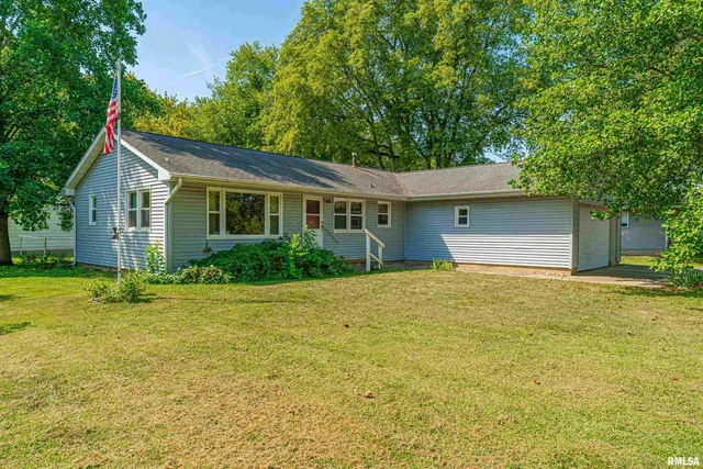 $120,000 | 700 West 5th Street, Delavan, IL 61734