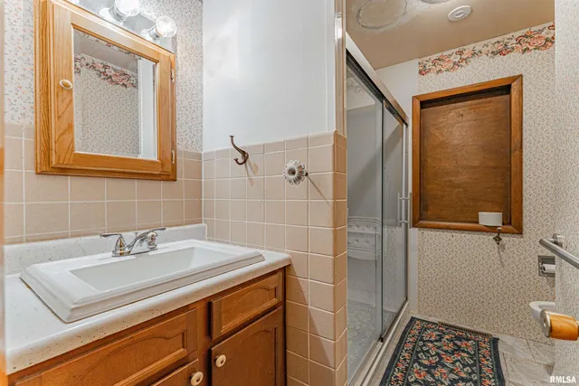 $120,000 | 700 West 5th Street, Delavan, IL 61734