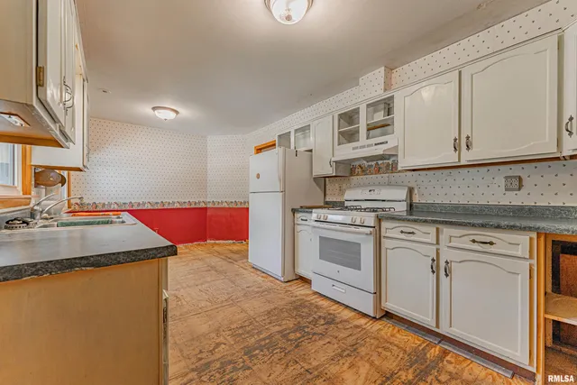 $120,000 | 700 West 5th Street, Delavan, IL 61734