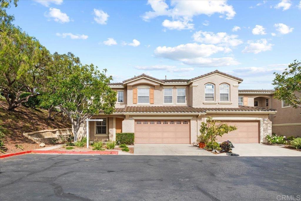 6458 Ficus Place Carlsbad, CA 92011 - Photo 3 of 54