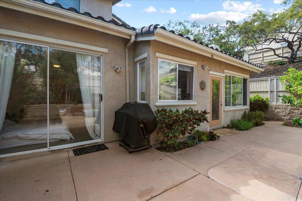 6458 Ficus Place Carlsbad, CA 92011 - Photo 35 of 54