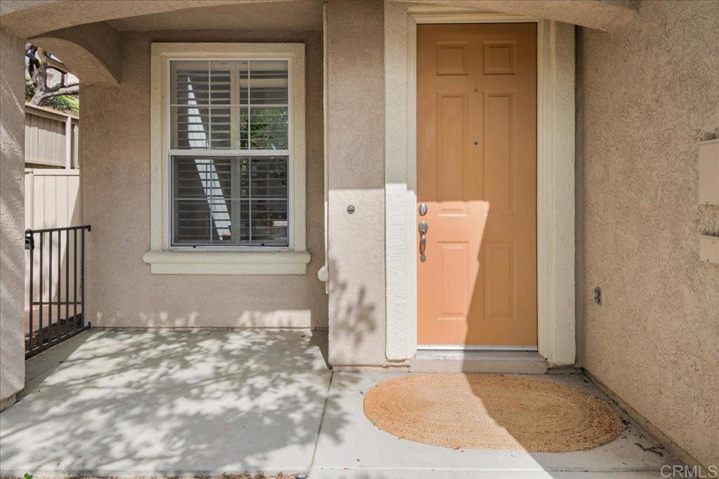 6458 Ficus Place Carlsbad, CA 92011 - Photo 5 of 54