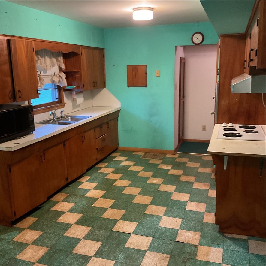 9280 William St Road Argenta, IL 62501 - Photo 6 of 15
