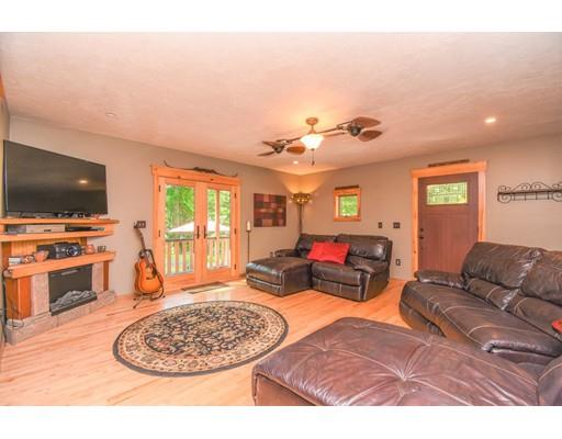 9 Aspen Road Littleton, MA 01460 - Photo 8 of 42 Gallery Image 8