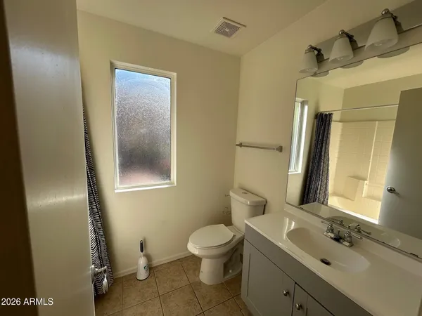 $2,400 | 2109 East Danbury Road, Phoenix, AZ 85022