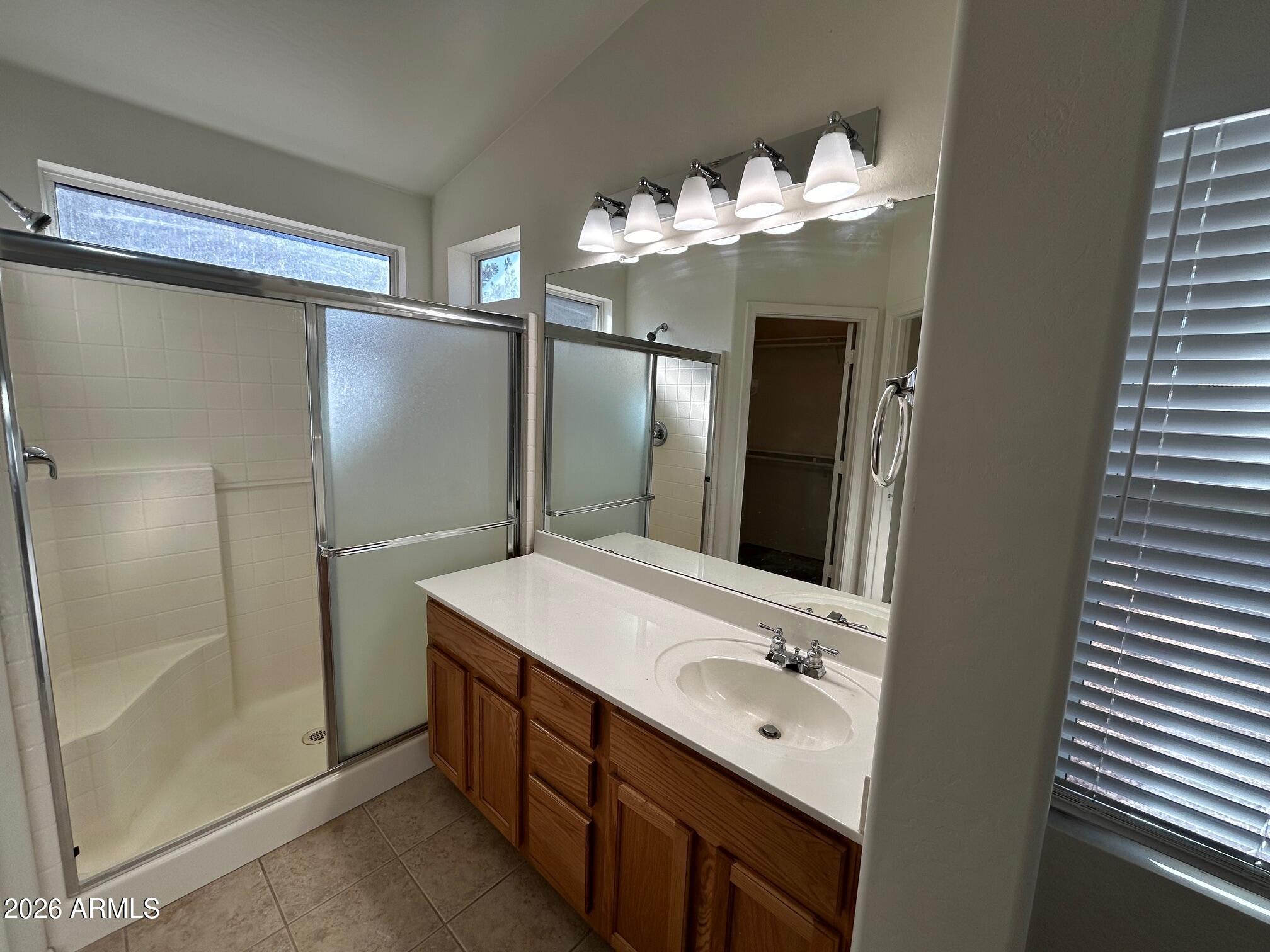 2109 East Danbury Road Phoenix, AZ 85022 - Photo 6 of 15 6