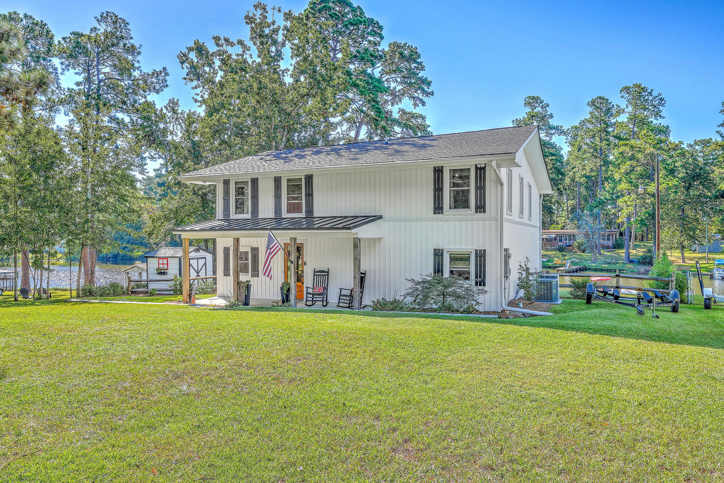 1223 Delano Street Manning, SC 29102 - Photo 2 of 73 ZYN_5457_58_59_60_61_62_63