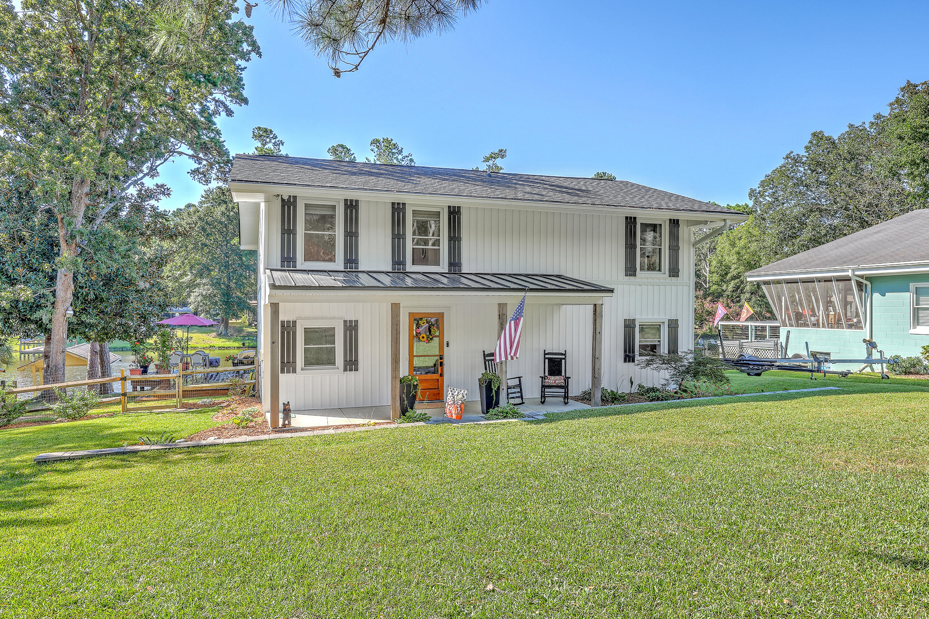 1223 Delano Street Manning, SC 29102 - Photo 3 of 73 ZYN_5464_65_66_67_68_69_70