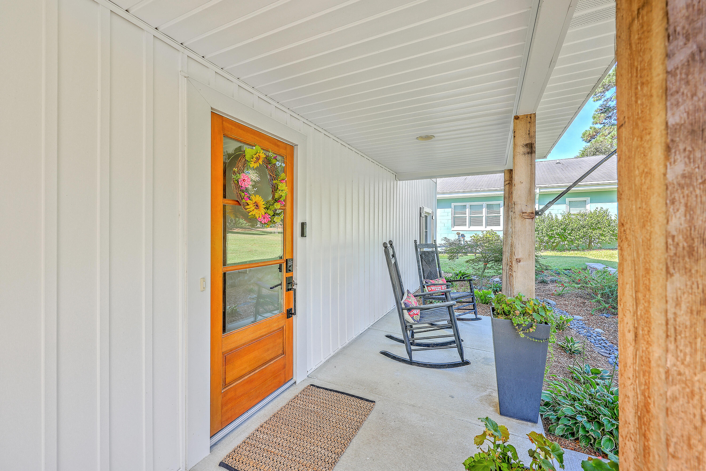 1223 Delano Street Manning, SC 29102 - Photo 5 of 73 ZYN_5478_79_80_81_82_83_84