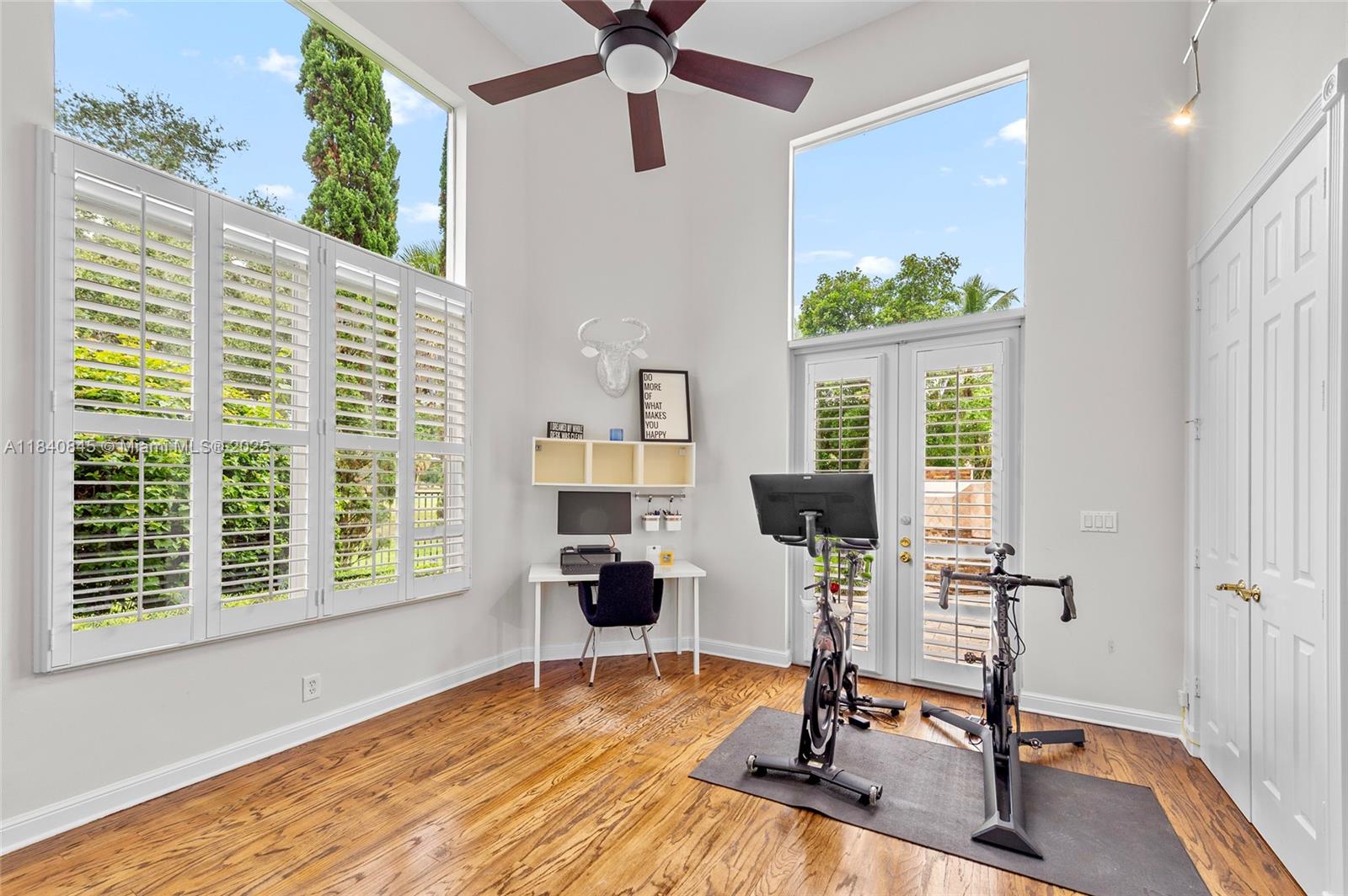 2684 Riviera Court Weston, FL 33332 - Photo 19 of 40 Gallery Image 19