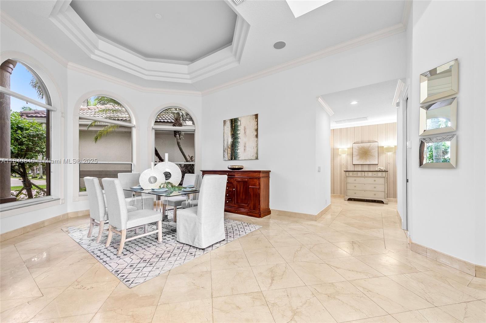2684 Riviera Court Weston, FL 33332 - Photo 8 of 40 Gallery Image 8