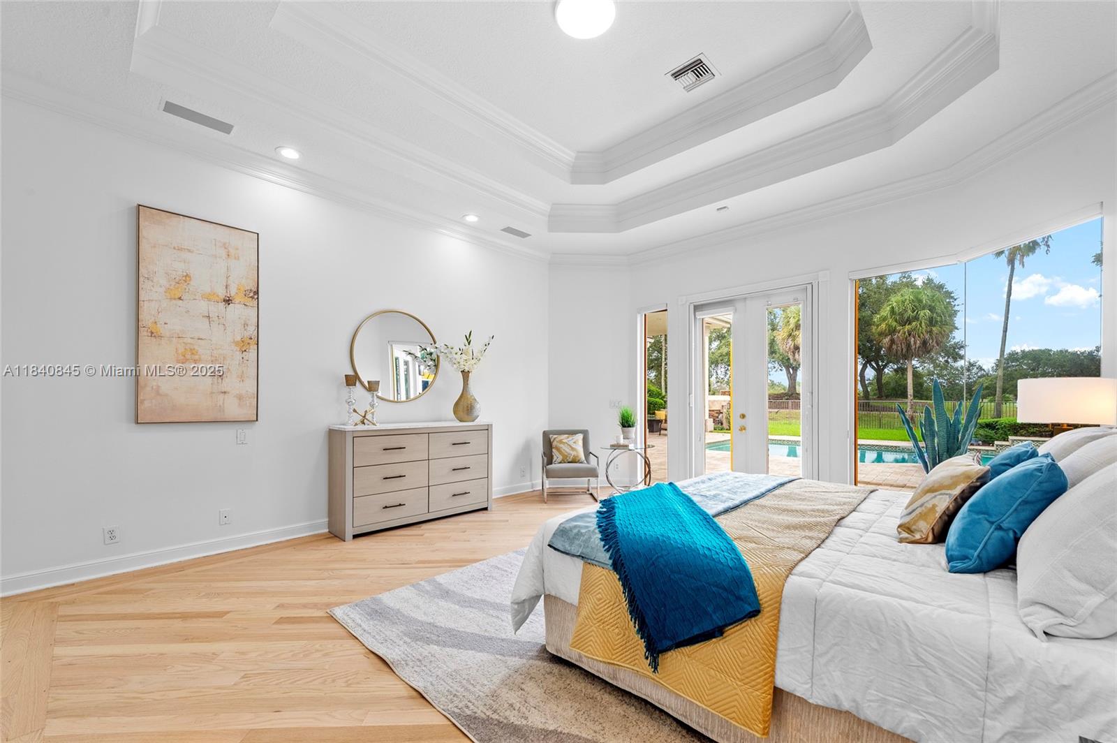 2684 Riviera Court Weston, FL 33332 - Photo 10 of 40 Gallery Image 10