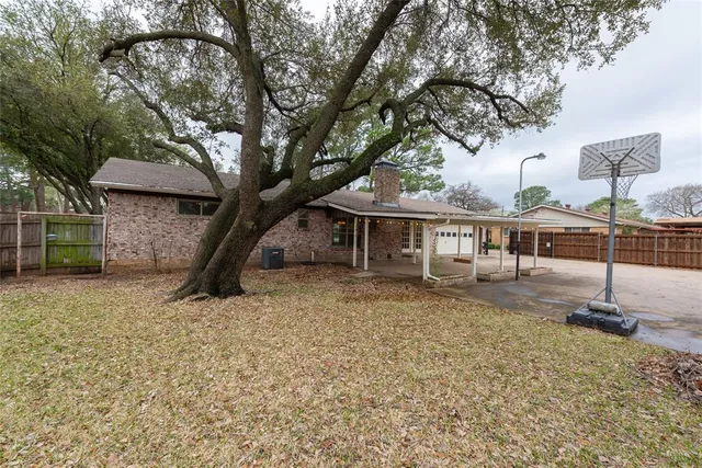 $3,100 | 2124 Ridge Lane, Grapevine, TX 76051