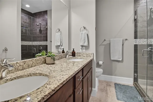 $379,900 | 3612 Flad Avenue, St. Louis, MO 63104