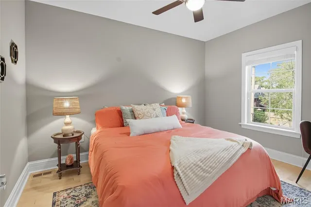 $379,900 | 3612 Flad Avenue, St. Louis, MO 63104