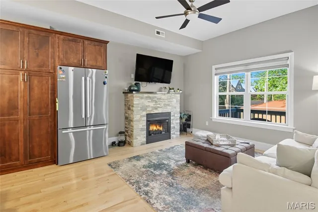 $379,900 | 3612 Flad Avenue, St. Louis, MO 63104