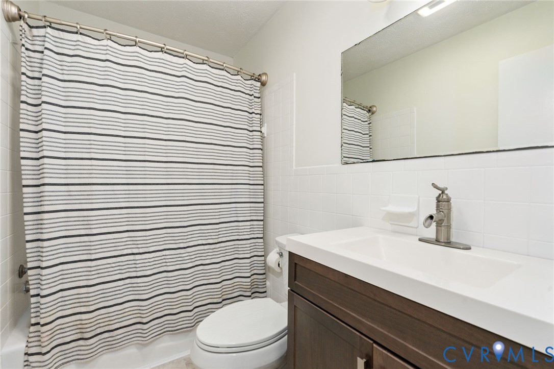 6701 Lakemont Road Quinton, VA 23141 - Photo 17 of 44