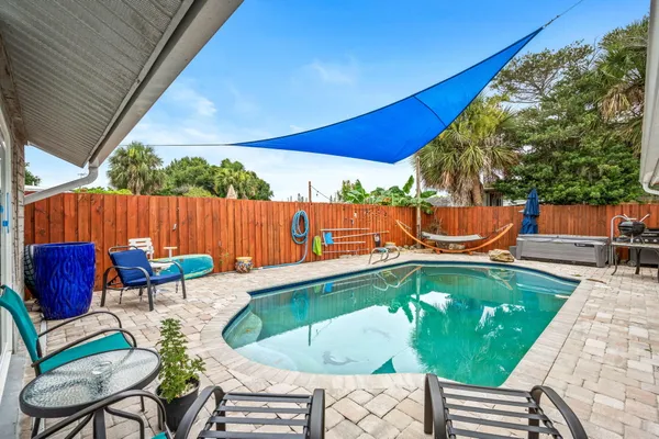 $399,900 | 1557 Hillcrest Drive, Melbourne, FL 32935