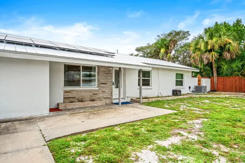 $324,900 | 1557 Hillcrest Drive, Melbourne, FL 32935