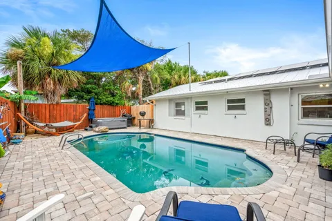 $324,900 | 1557 Hillcrest Drive, Melbourne, FL 32935