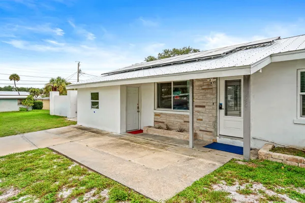 $399,900 | 1557 Hillcrest Drive, Melbourne, FL 32935