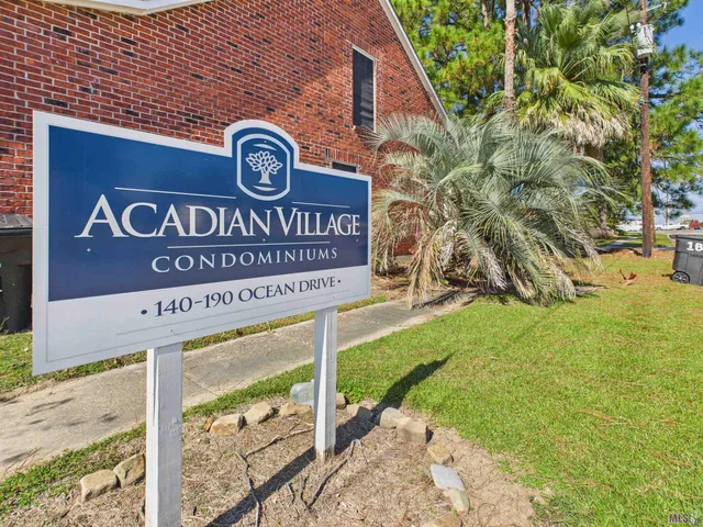 $99,900 | 160 Ocean Drive, Unit 6B, Baton Rouge, LA 70806