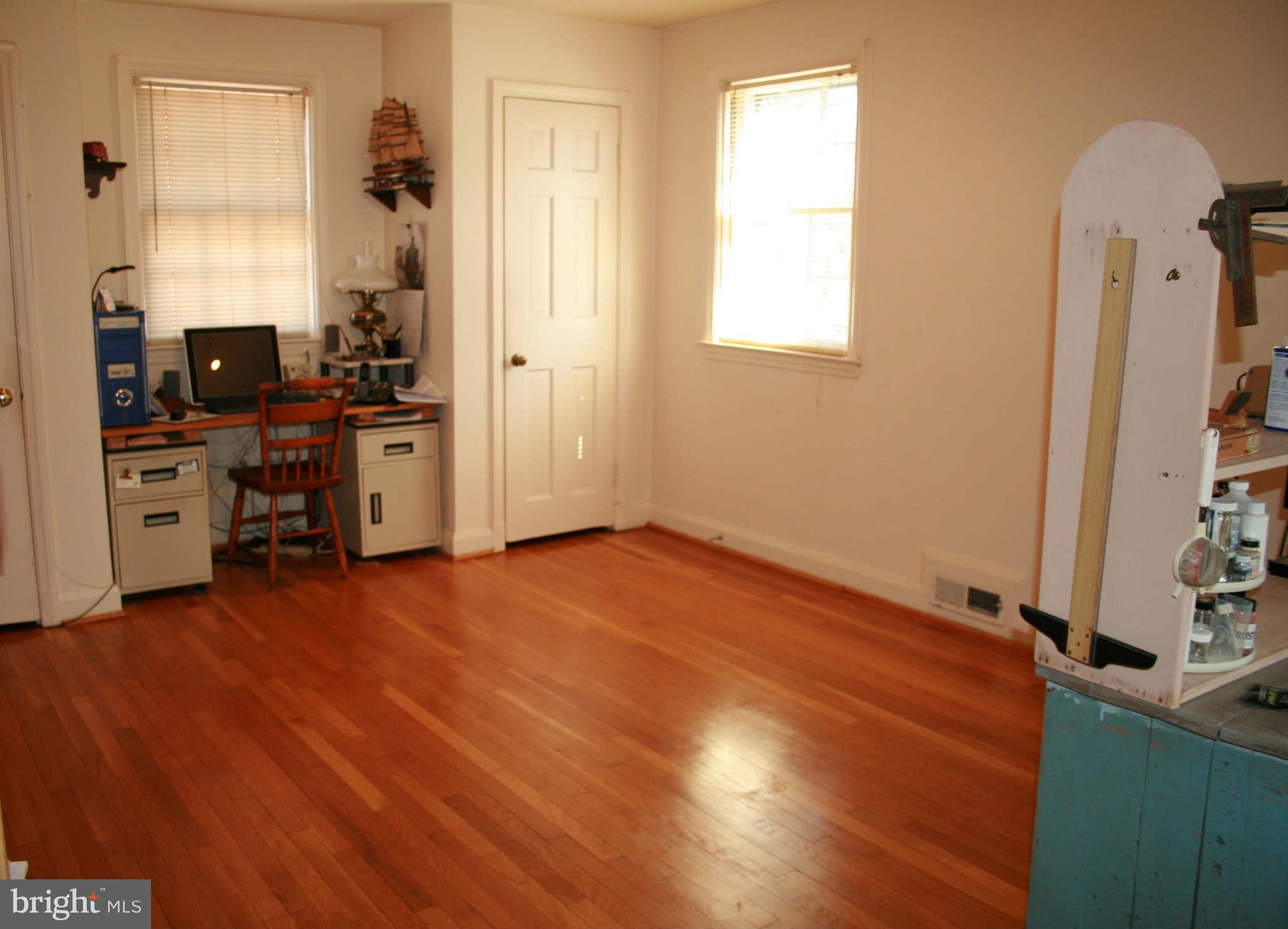 4202 Westview Road Baltimore, MD 21218 - Photo 13 of 30 Bedroom (Master)