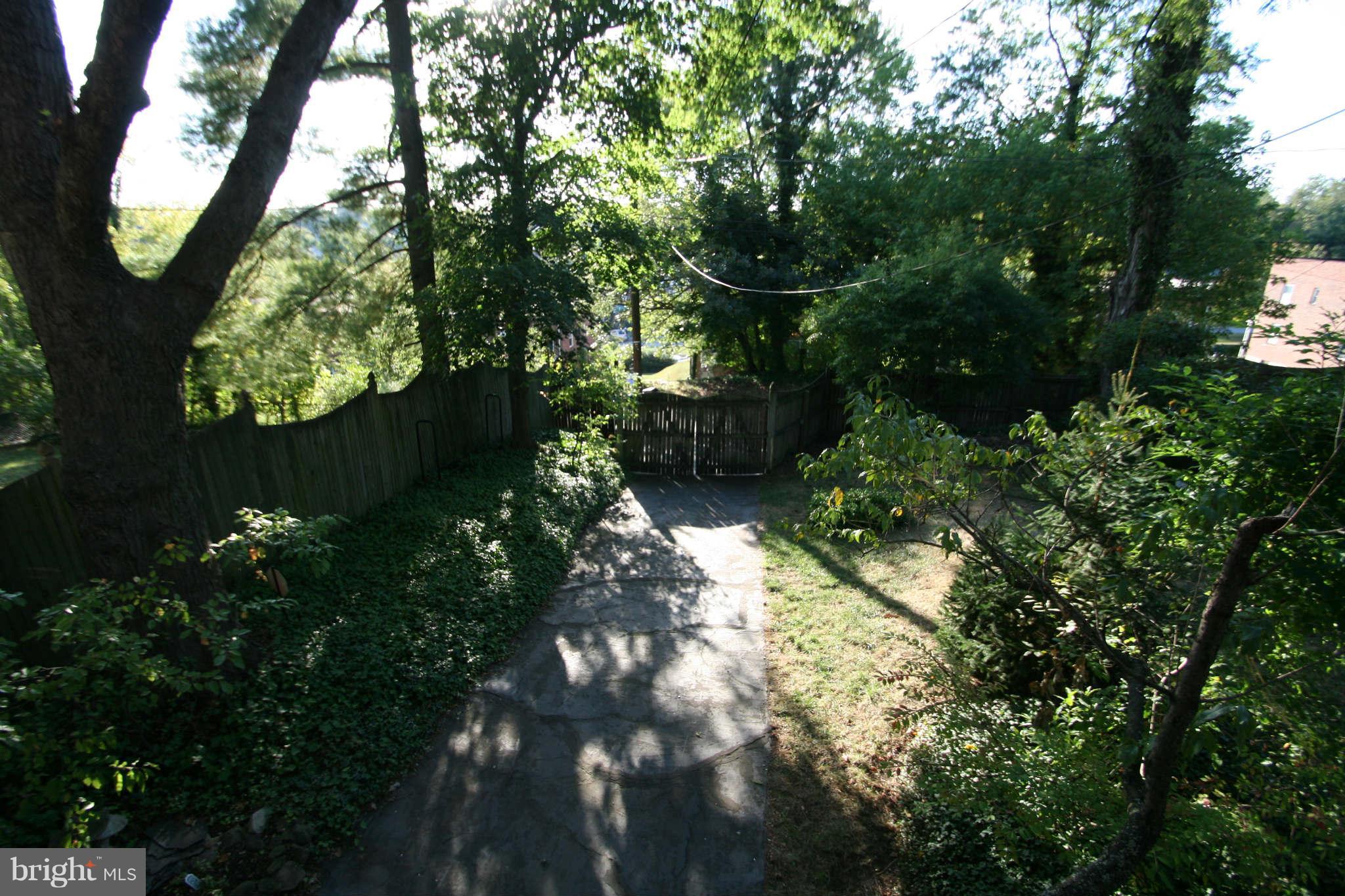 4202 Westview Road Baltimore, MD 21218 - Photo 25 of 30 Private Fenced rear Garden with Driveway
