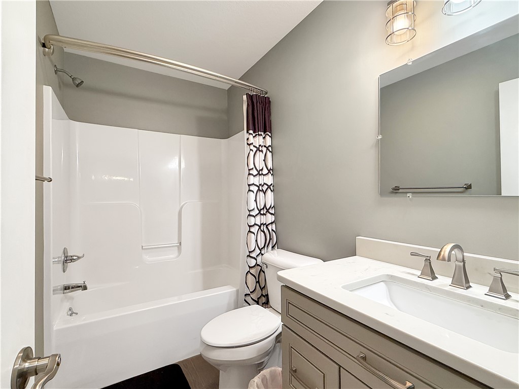 5665 Timber Lake Drive Decatur, IL 62521 - Photo 17 of 20