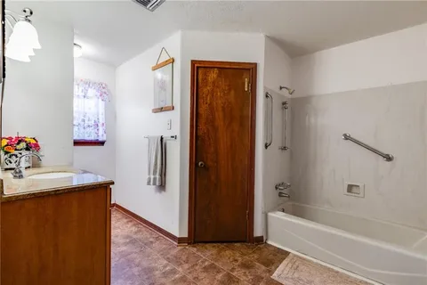 $307,000 | 129 Dunleith Drive, Destrehan, LA 70047